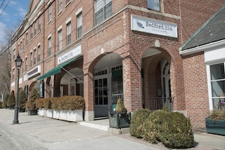 Bedford 2234 Exterior