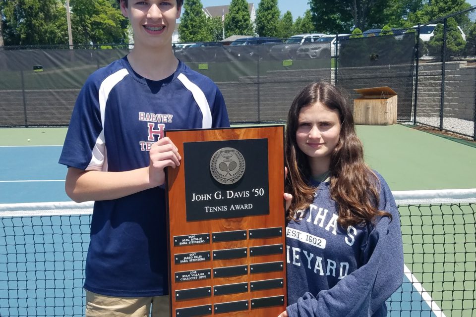 Two Chappaqua students receive Harvey Tennis Award