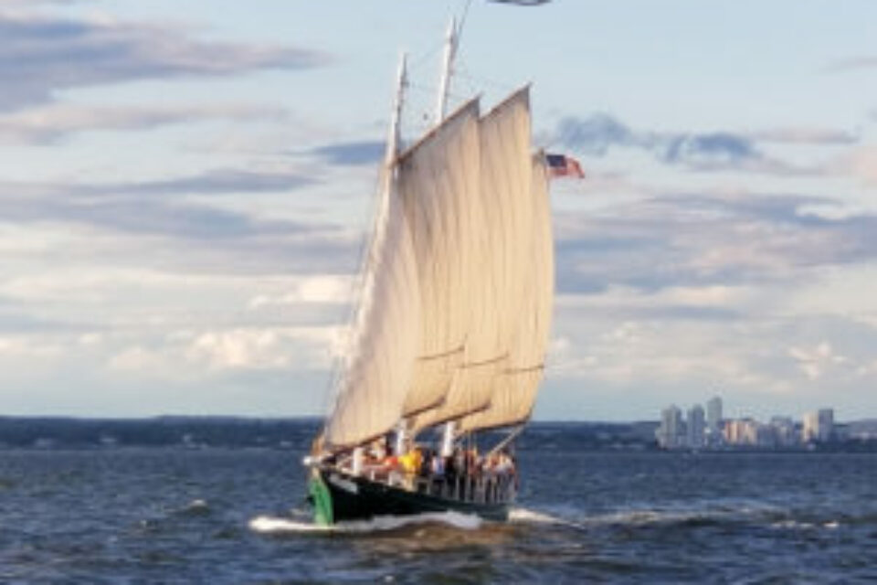 Schooner Soundwaters Sails on the Long Island Sound