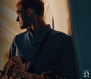 Chris Thile: Live In Concert