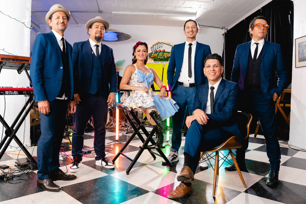 Caramoor: Las Cafeteras