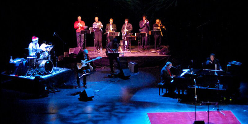 Rob Mathes Holiday Concert: Performing Arts Center Purchase