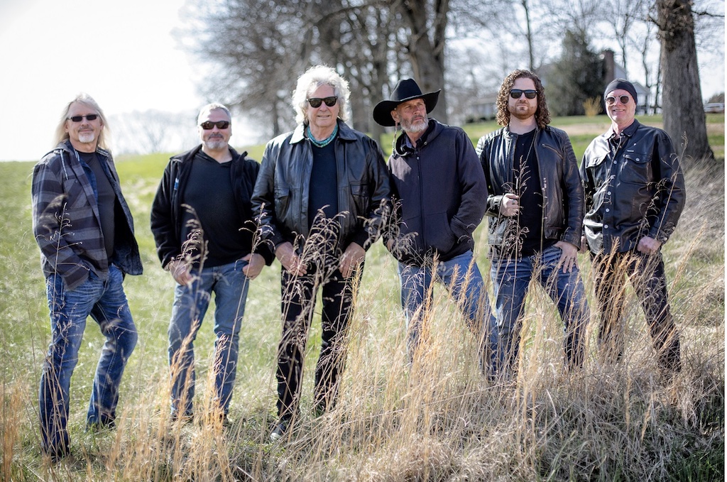 Paramount Hudson Valley: The Outlaws